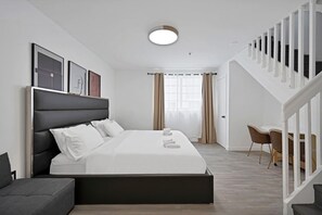 1 habitación, tabla de planchar con plancha, wifi gratis y ropa de cama 