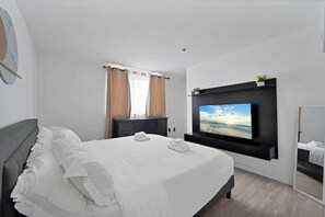 1 chambre, fer et planche à repasser, accès au Wi-Fi (inclus)