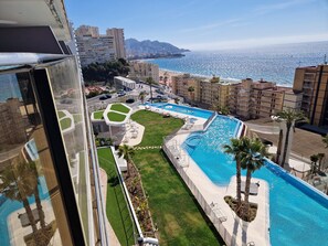 Innenpool, Außenpool