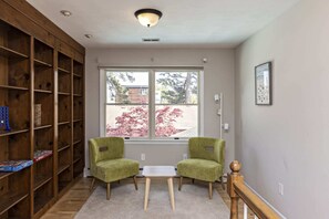 Interior - The VIBE House with POOL! (Virginia Beach)