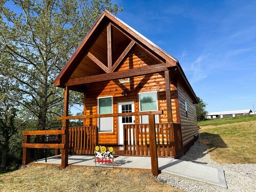 Cabin on Dairy Farm - Near Ark - Feed Grain to Calves and Goats