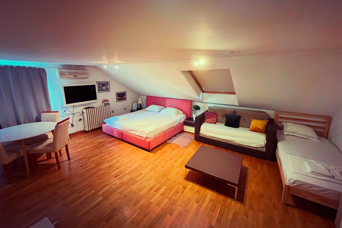 Apartment 4