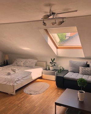Apartment 4