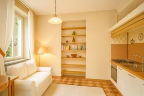 Family Apartment | Living area - Ivy house  (Milan)