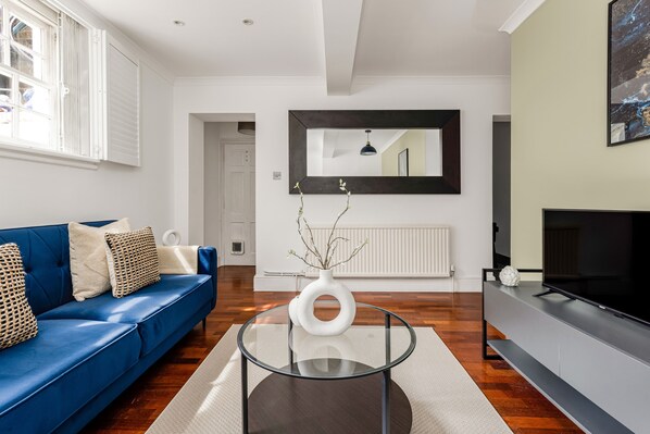 Apartment | Living area