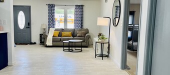 4-bedroom vacation home 10 minutes to Destin Beaches