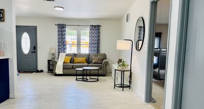 4-bedroom vacation home 10 minutes to Destin Beaches