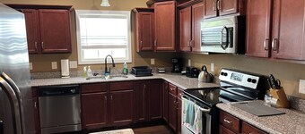 Terrific 4-bedroom house in Clarksville