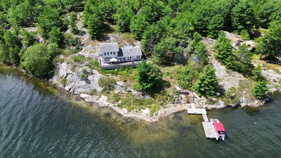 Spacious Cottage with a View