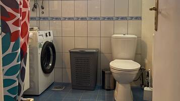 Handtücher, Toilettenpapier