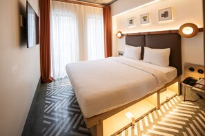 スタンダード ルーム | 高級寝具、羽毛の掛け布団、防音設備、アイロン / アイロン台