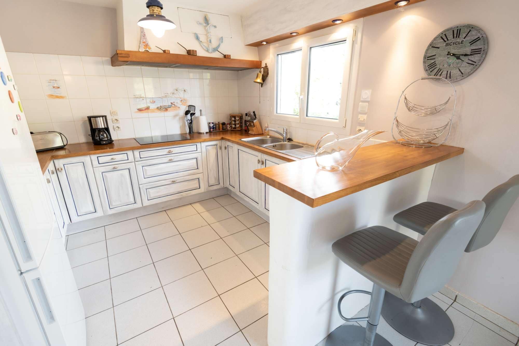 雪櫃、微波爐、焗爐、爐具