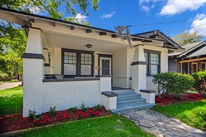 Exterior - Avondale Home - Parks, shops, entertainment in walking distance (Jacksonville)