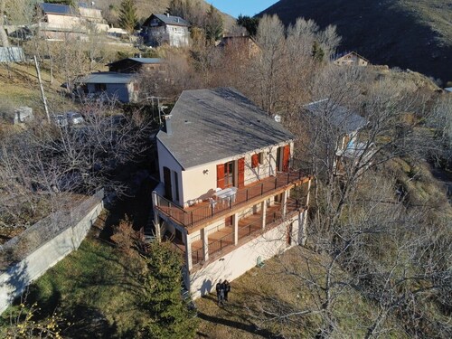 Grande maison familiale au centre de la Cerdagne