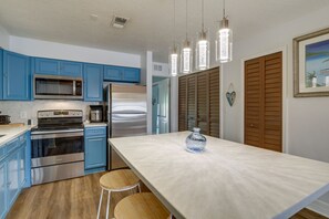 Fridge, microwave, stovetop, dishwasher - Breezy Cape Canaveral Townhome ~ 1 Mi to Beach! (Cape Canaveral)