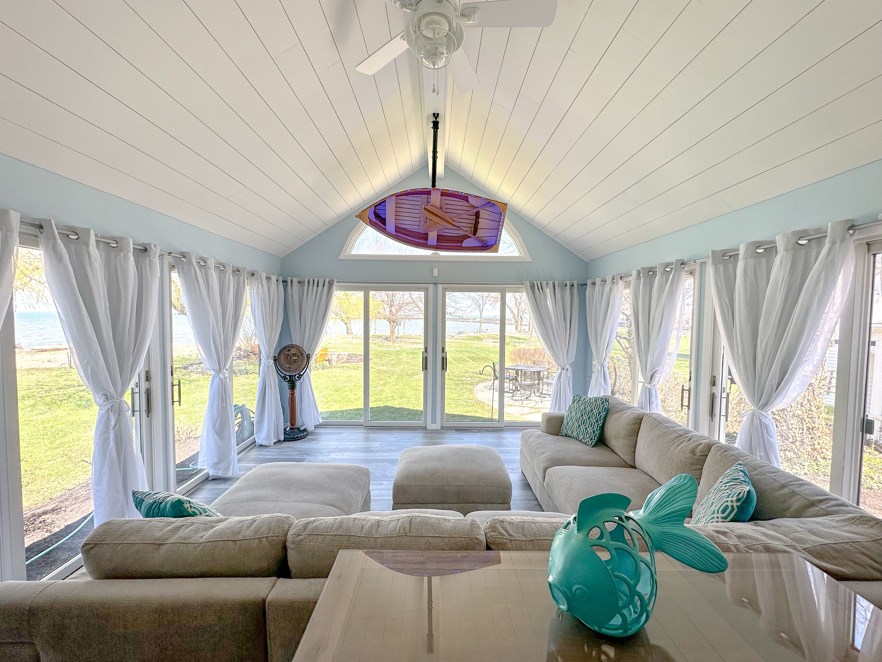 The Beach House: Vermilion