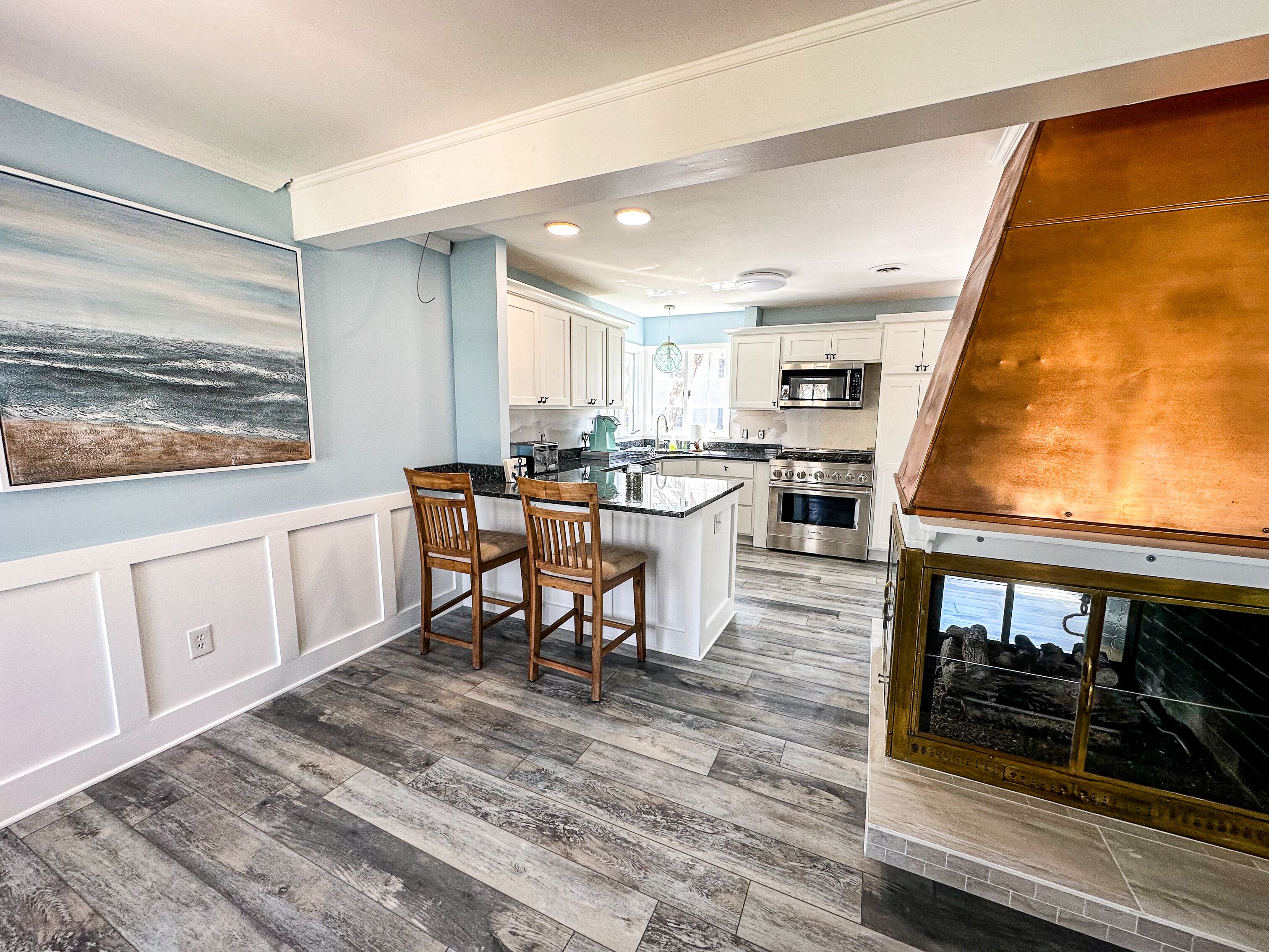 The Beach House: Vermilion