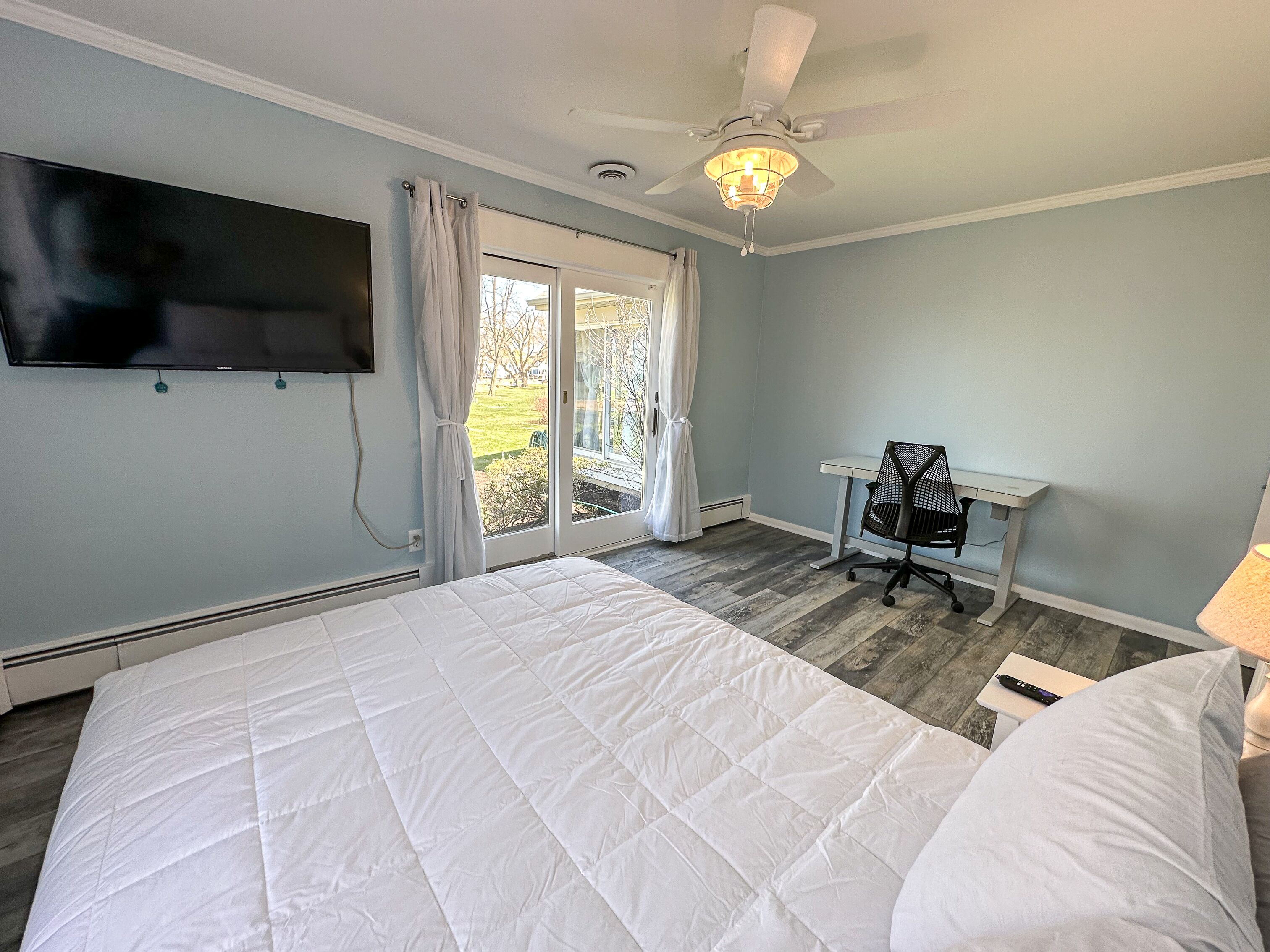 The Beach House: Vermilion