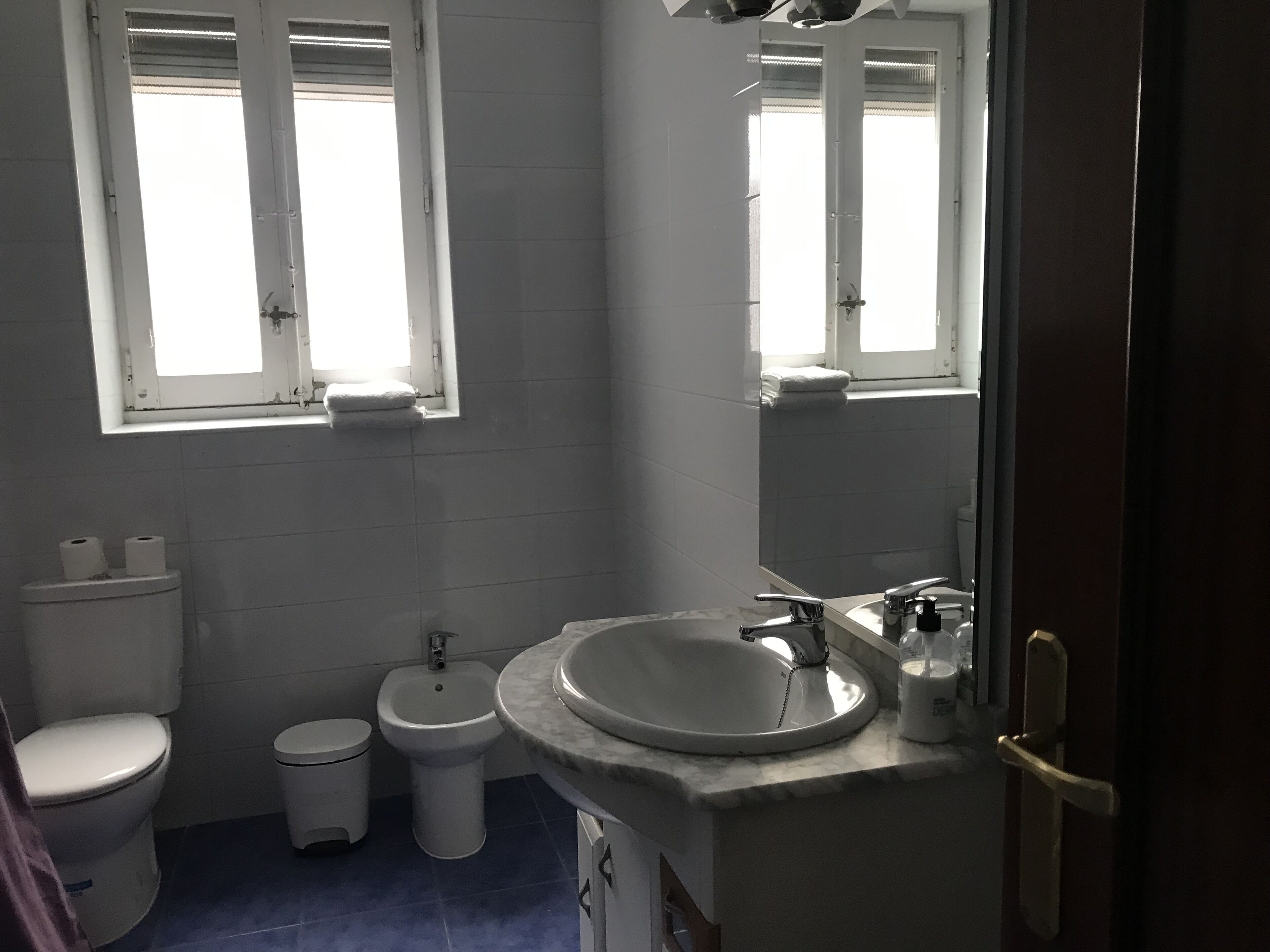 Amplio y Semi Céntrico. Zona Pinchos