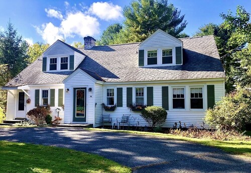 Cape Home In the Beautiful Berkshires - Near Lenox & Bousquet