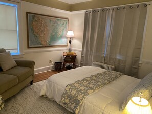 5 bedrooms, in-room safe, iron/ironing board, free WiFi