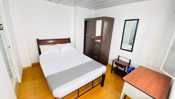 Traditional Double Room | Premium bedding, down duvets, pillow-top beds, individually furnished