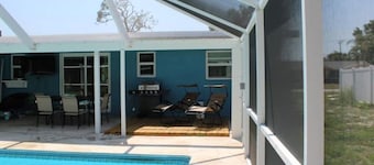 Pool house in Port Charlotte