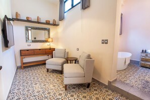 Kamar Romantis | 1 kamar tidur, selimut bulu angsa, dan busa memori