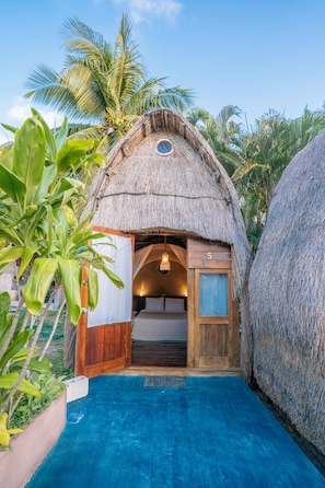 Standard Cabin | Premium bedding, down comforters, individually decorated, desk