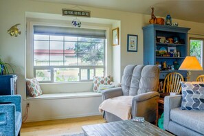 Smart TV, DVD player, books, video library