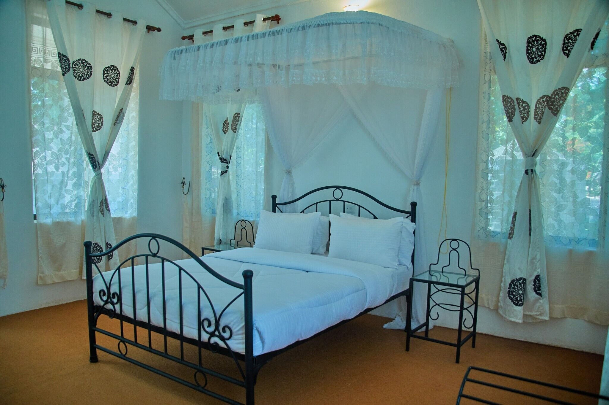 Basic-Einzelzimmer, barrierefrei | Schreibtisch, laptopgeeigneter Arbeitsplatz, kostenloses WLAN