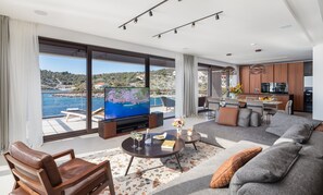 TV - Beachfront Villa Punta Planka with Pool (Rogoznica)