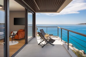 Property grounds - Beachfront Villa Punta Planka with Pool (Rogoznica)