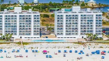 Am Strand, Liegestühle