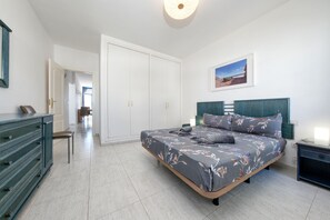 2 Schlafzimmer, Bügeleisen/Bügelbrett, Reisekinderbett, kostenloses WLAN