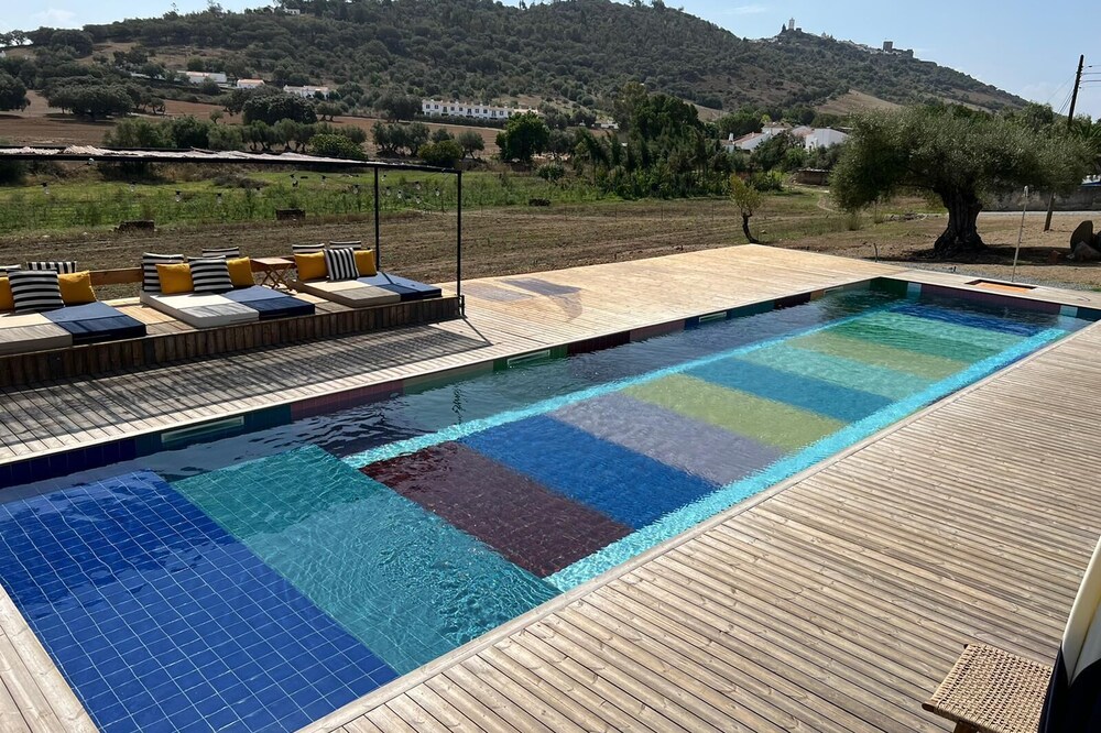 Viva Farmhouse