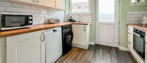 Dishwasher, high chair