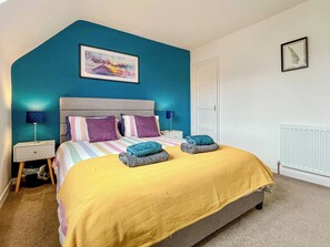 3 bedrooms, free WiFi, bed sheets - 3 bedroom accommodation in Ceres, near Cupar (Ceres, near Cupar)