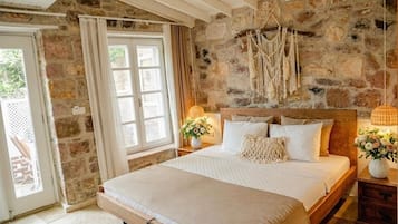 Bahceli Tas Oda | Egyptian cotton sheets, premium bedding, pillowtop beds
