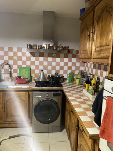 Rooms in a house near Montpellier