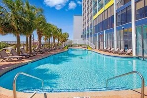 Indoor pool - Salty Starfish – Oceanfront Condo/Heated Pools/Lazy River/Renovated (Myrtle Beach)