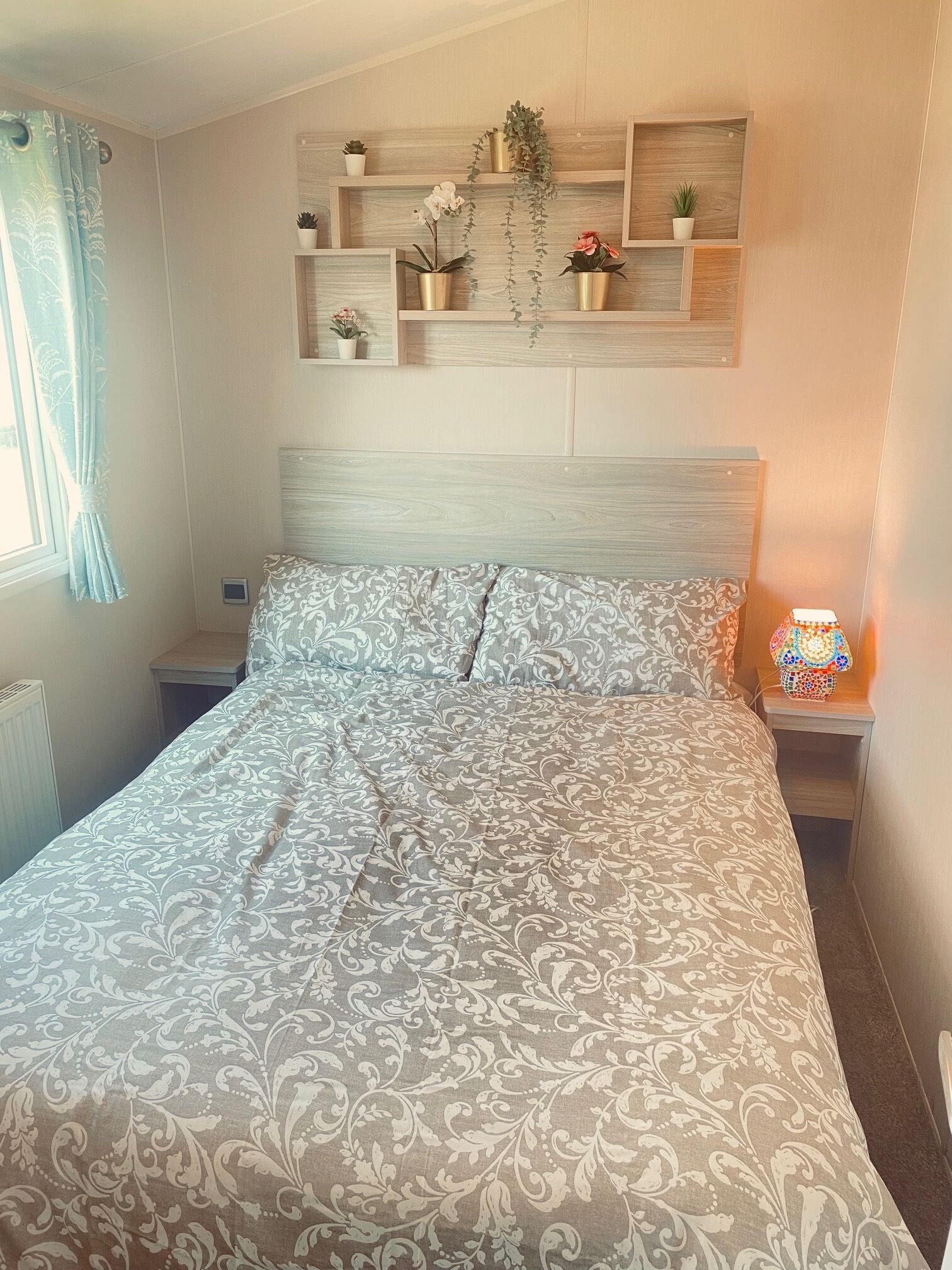 Dream home 8 bed Static Caravan 8 mins walk from beach