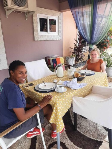 Nana Adu Guest House 