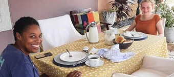 Nana Adu Guest House 