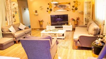 基本客房 | 起居區