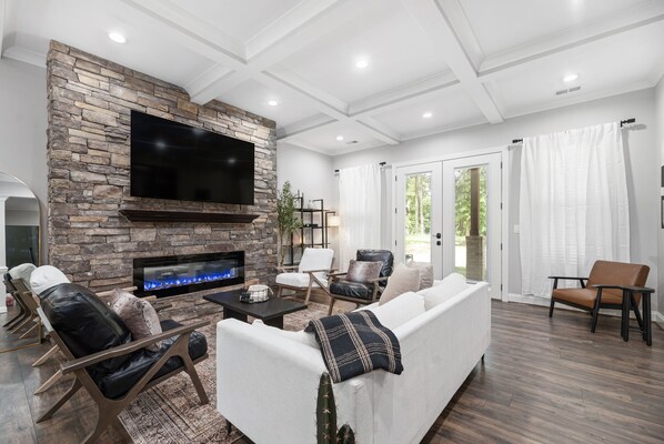 Smart TV, fireplace, table football, ping pong