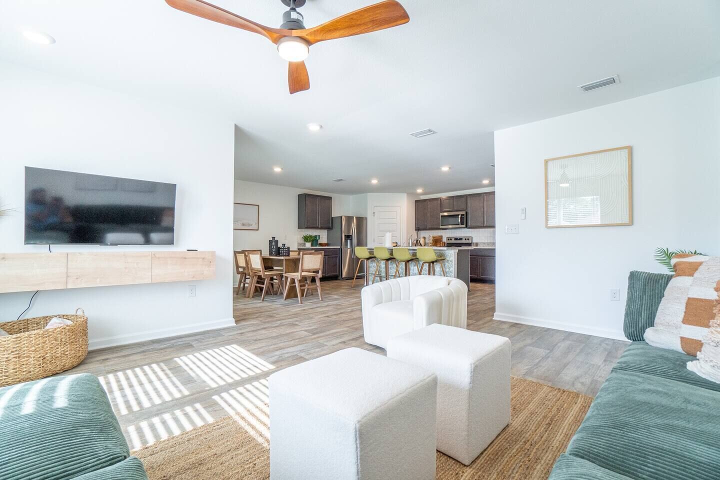 Spacious Fun Cozy Cottage in Foley - 10 Mins to OWA!