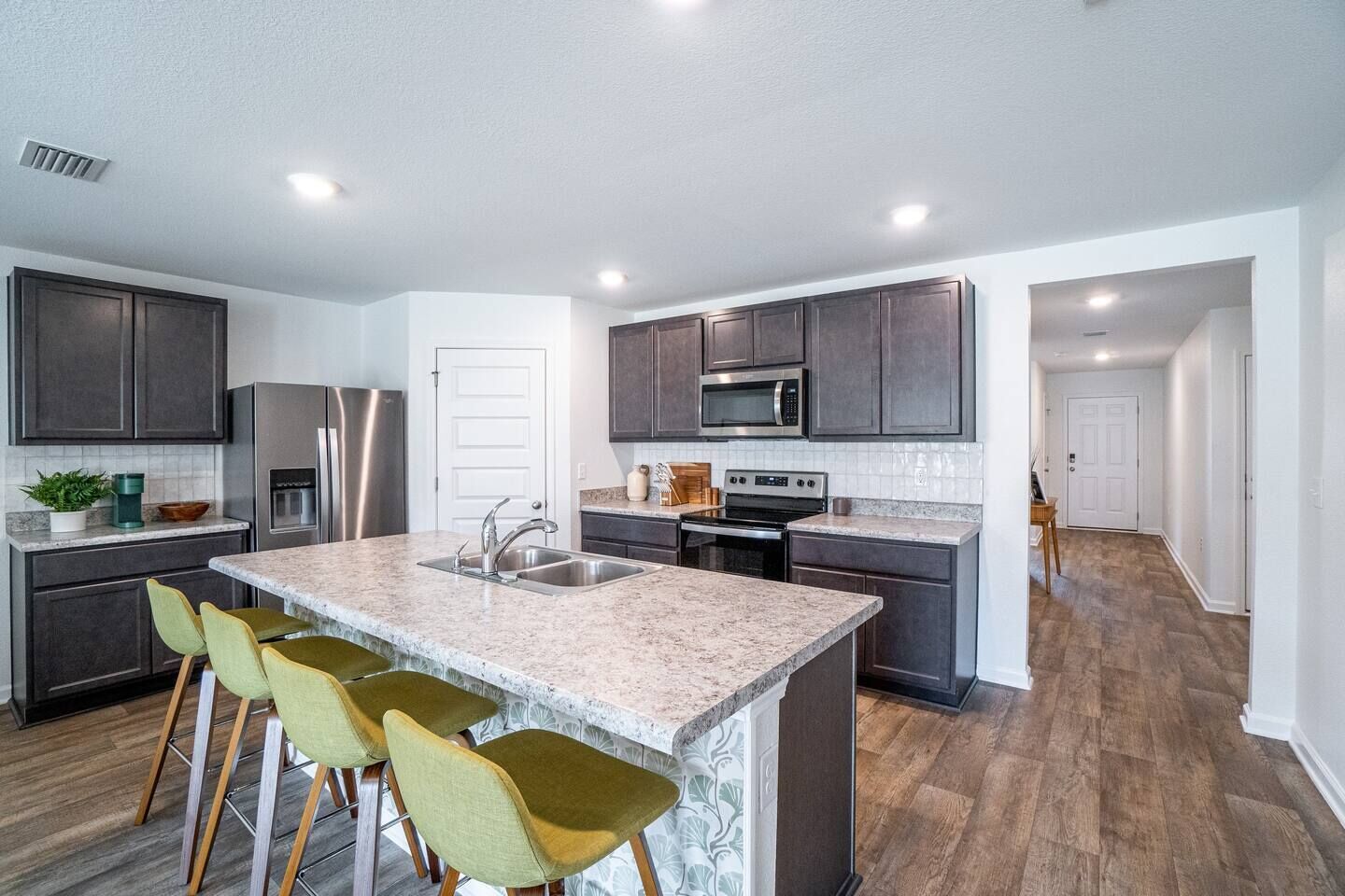 Spacious Fun Cozy Cottage in Foley - 10 Mins to OWA!