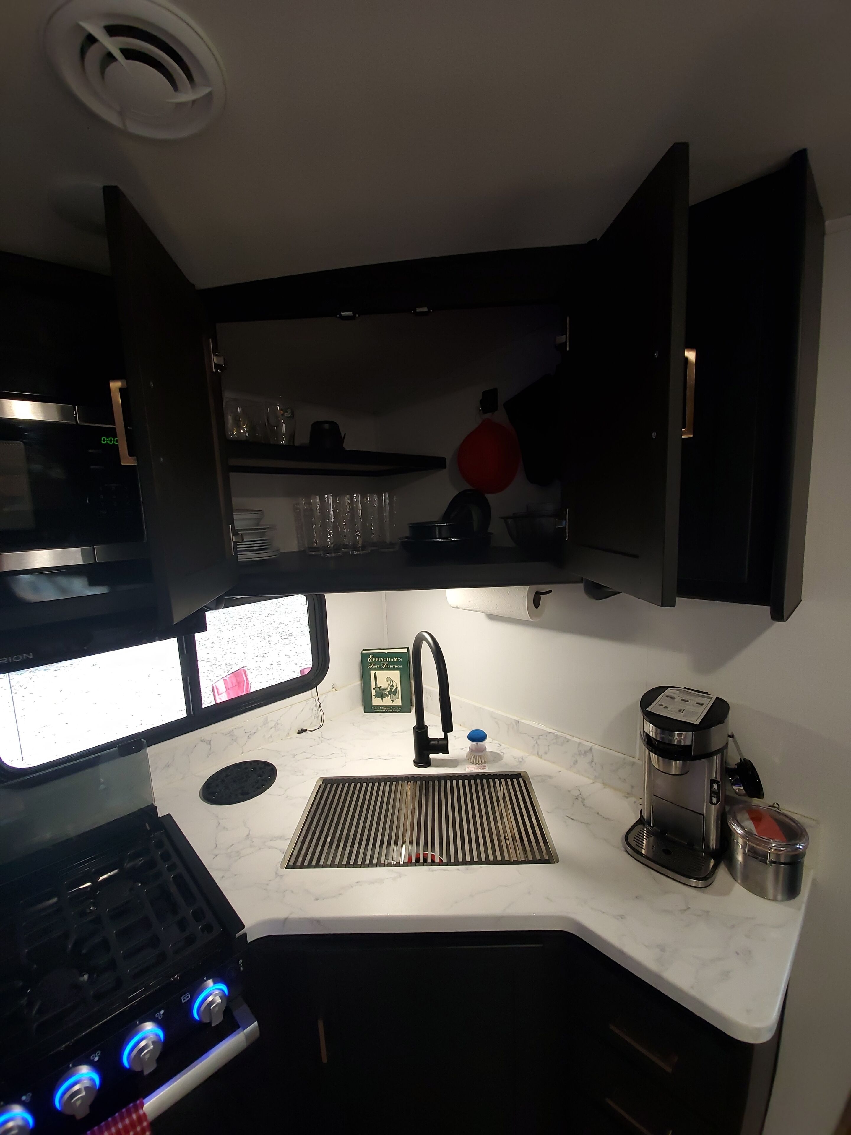 Convenient Stay Near Savannah Pet-Friendly