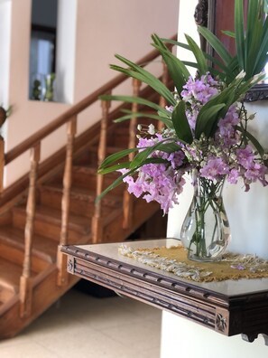 スタンダード シングルルーム | リビング エリア